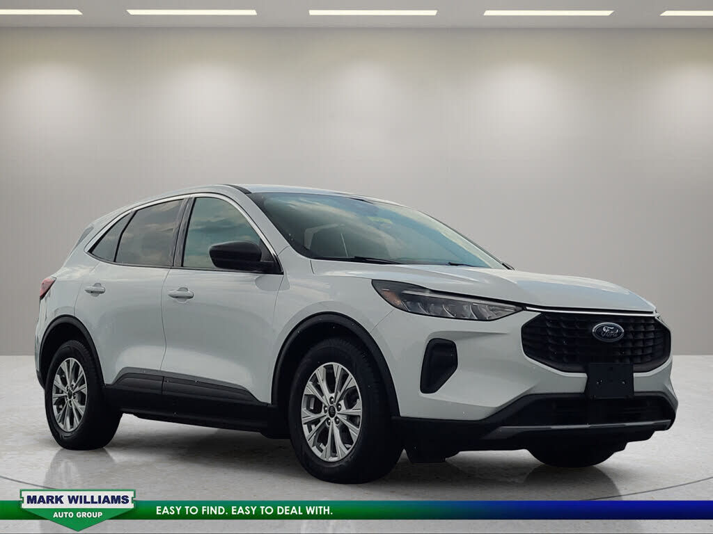 2023 FORD Escape