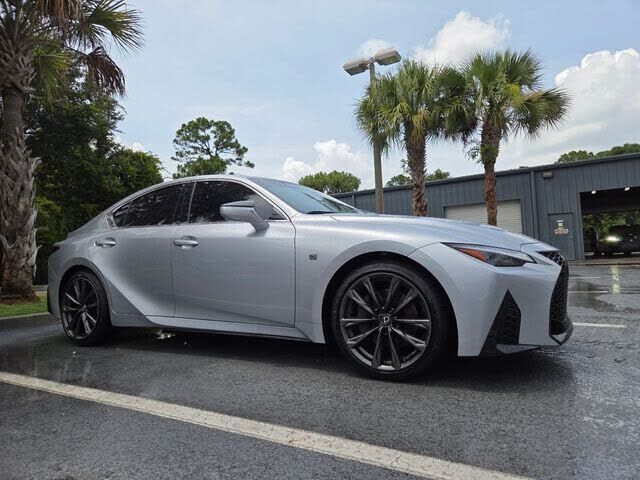 2025 LEXUS IS