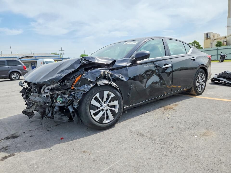 2024 NISSAN Altima