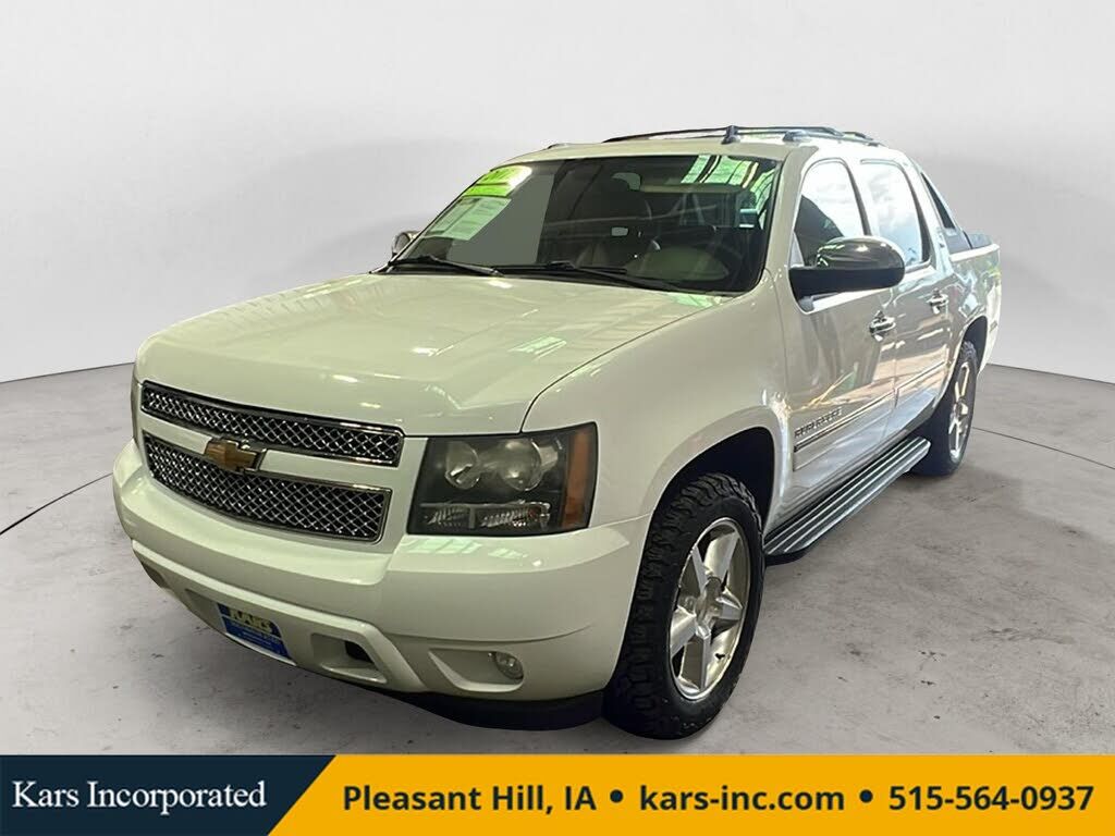 2011 CHEVROLET Avalanche