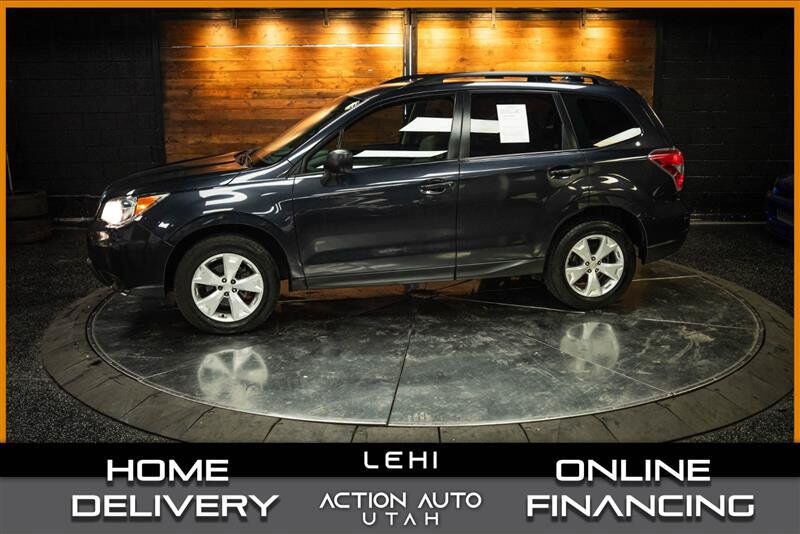 2016 SUBARU Forester