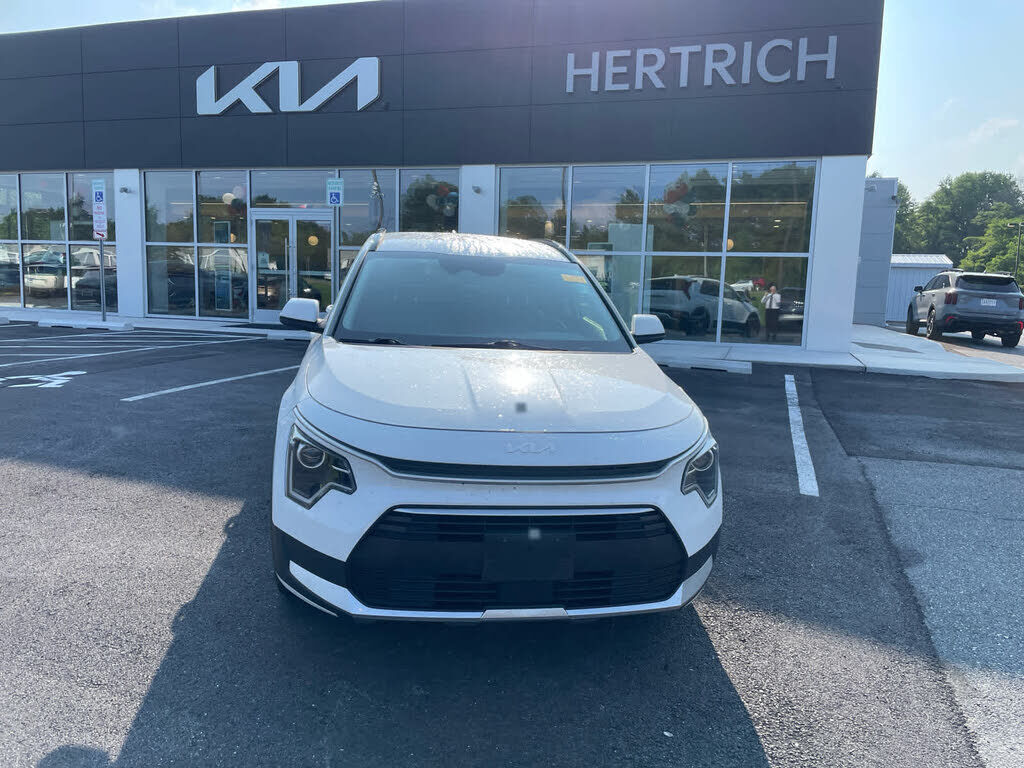 2023 KIA Niro