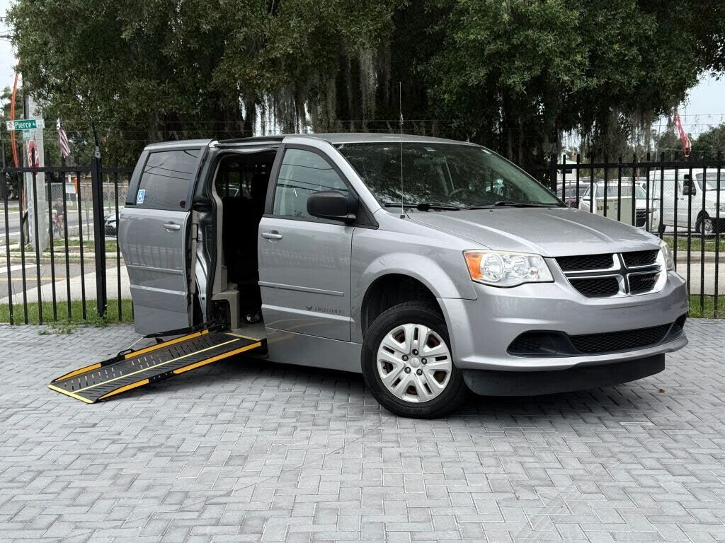 2017 DODGE Grand Caravan