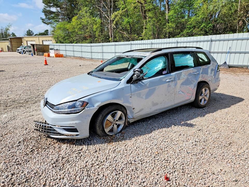 2018 VOLKSWAGEN Golf SportWagen