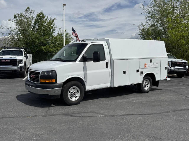 2025 GMC Savana