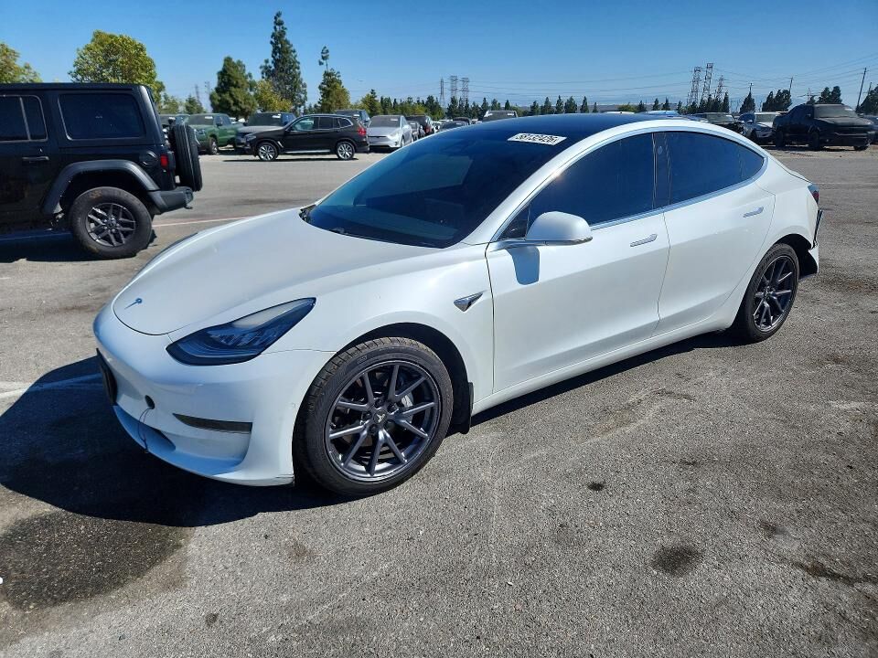 2020 TESLA Model 3