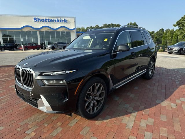 2025 BMW X7