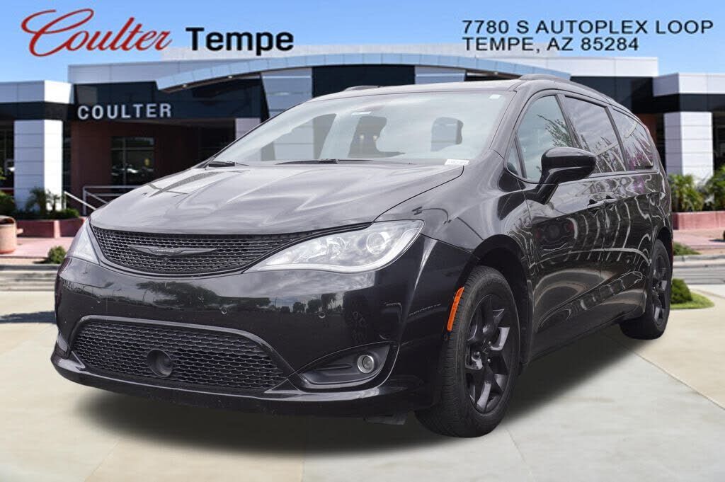 2020 CHRYSLER Pacifica