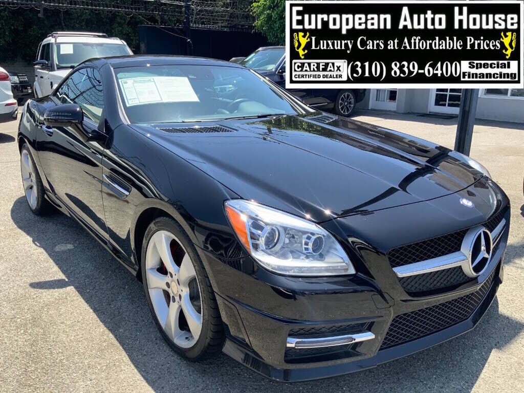 2016 MERCEDES-BENZ SLK-Class