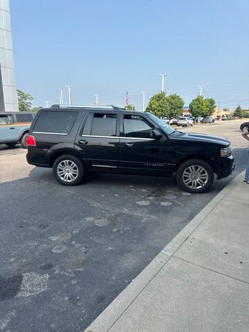 2011 LINCOLN Navigator