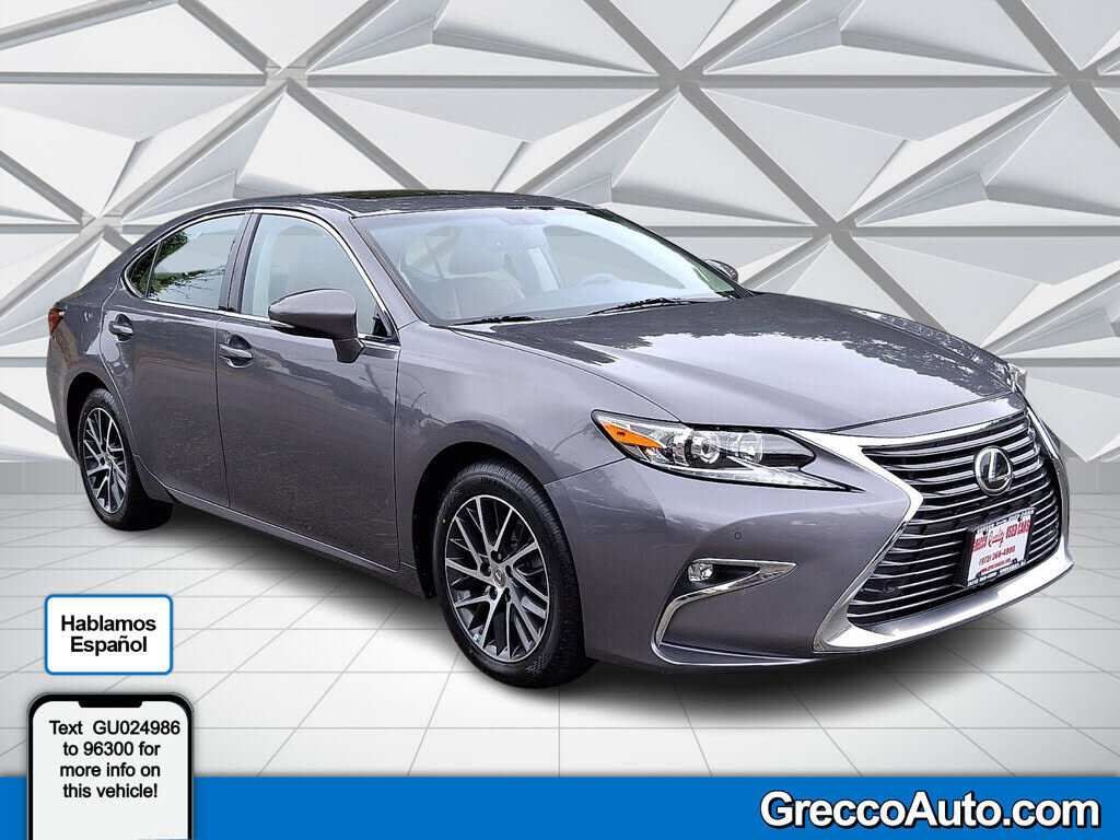 2016 LEXUS ES