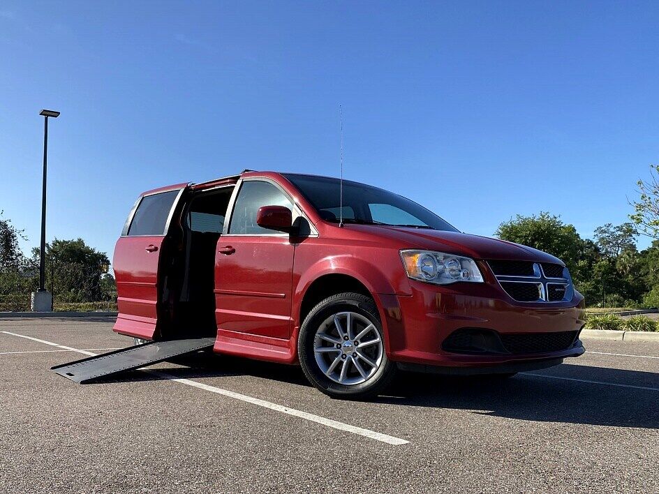 2016 DODGE Grand Caravan