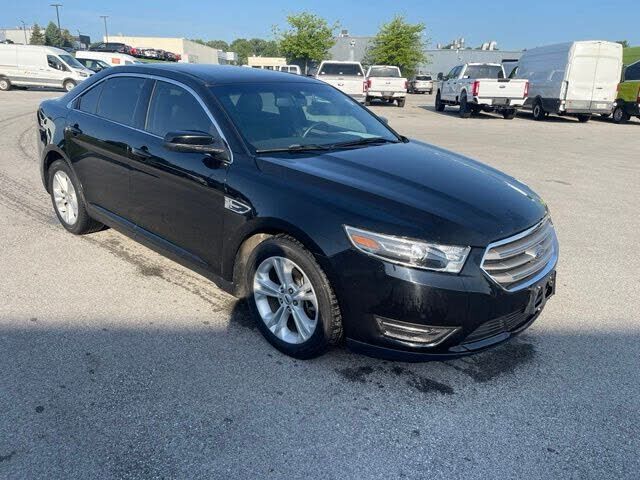 2018 FORD Taurus