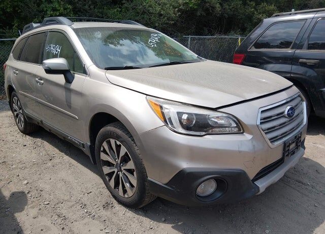 2015 SUBARU Outback