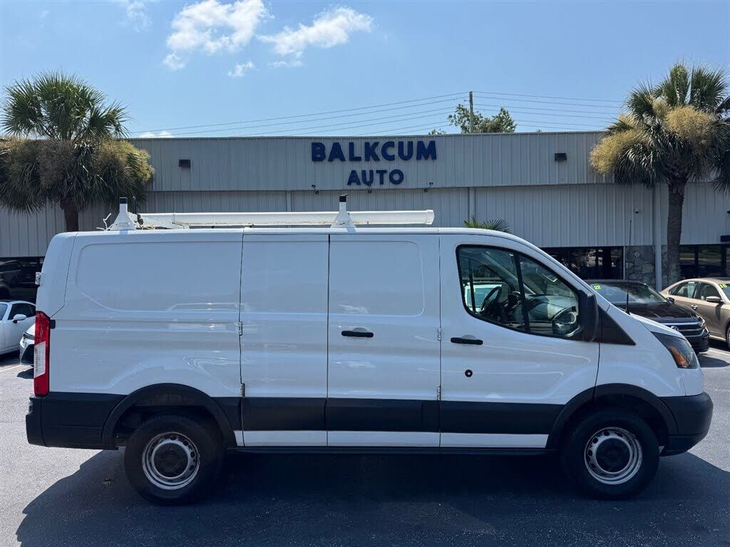 2017 FORD Transit