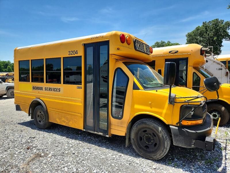 2011 CHEVROLET Express