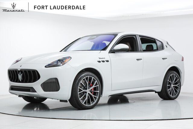 2026 MASERATI Grecale