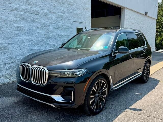 2021 BMW X7