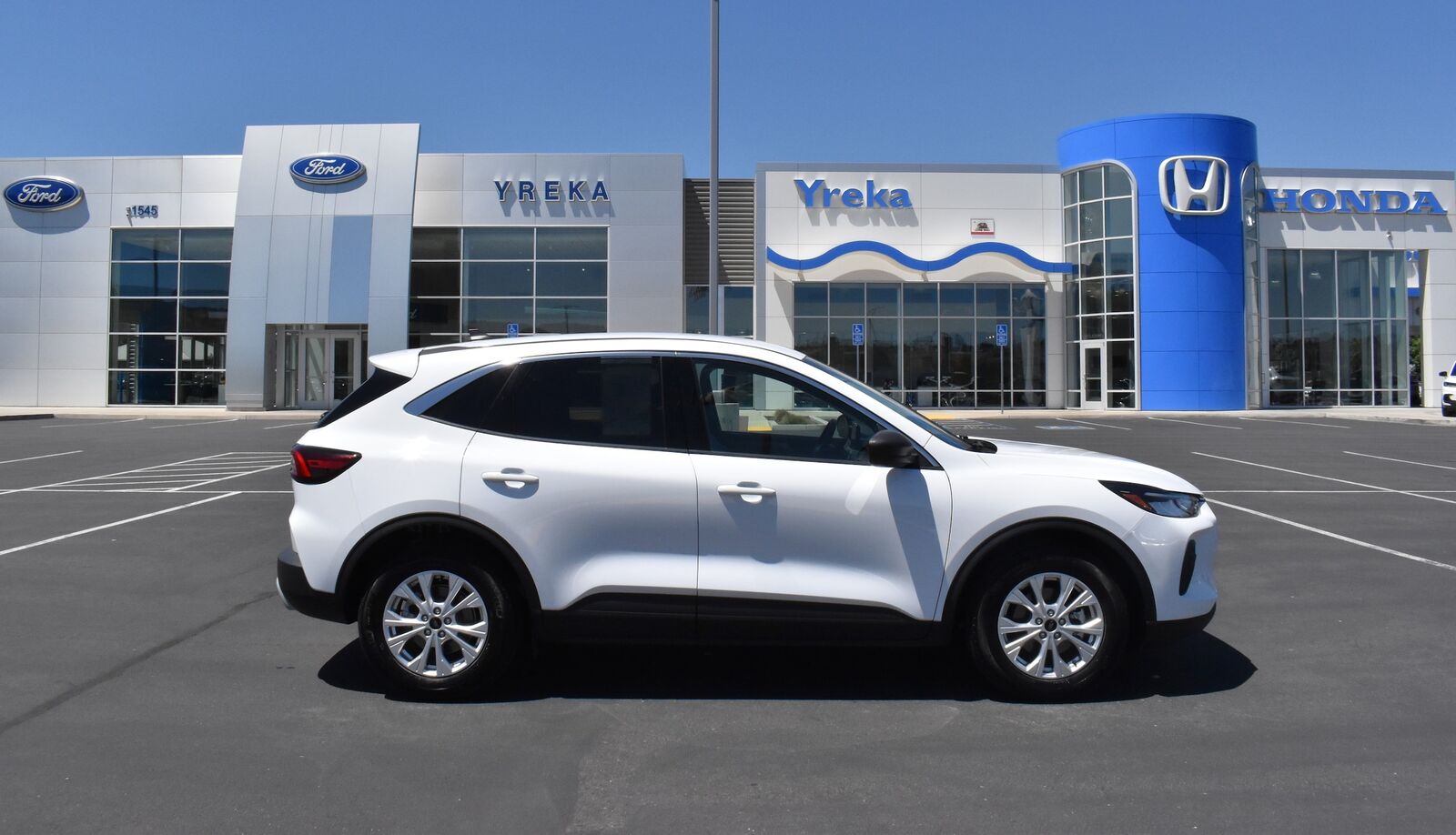 2024 FORD Escape