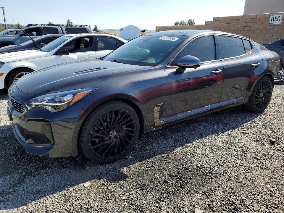 2022 KIA Stinger