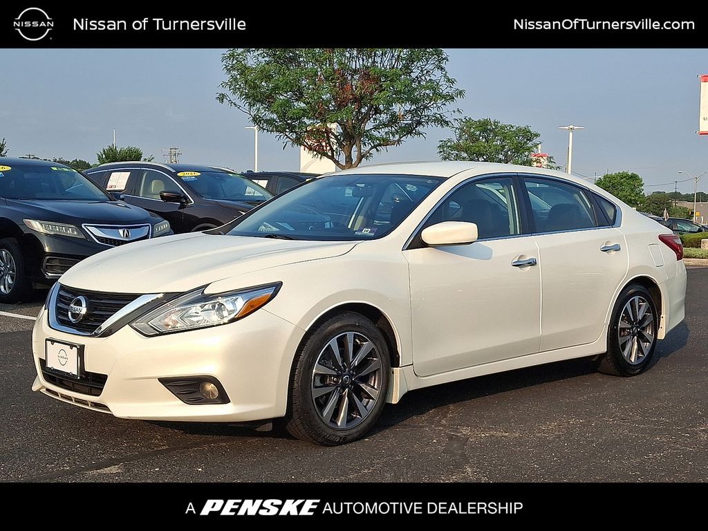2017 NISSAN Altima