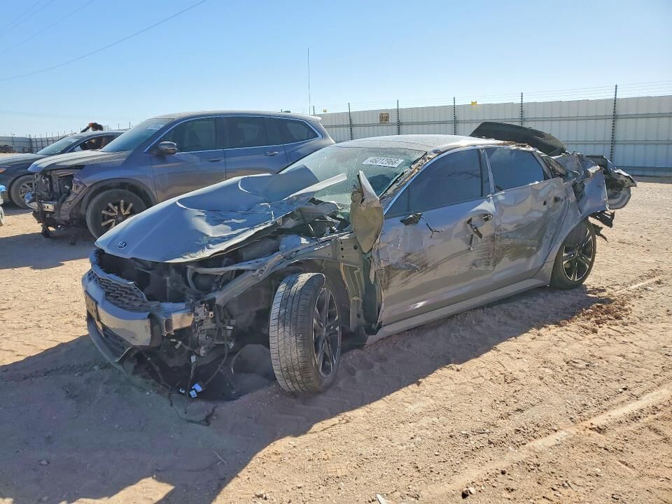 2021 KIA K5