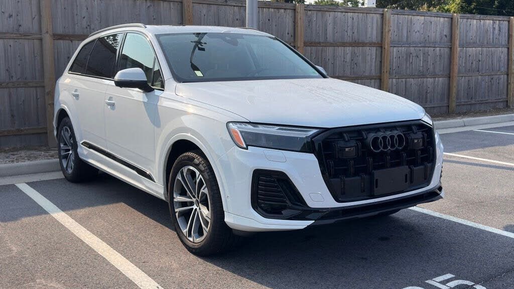 2025 AUDI Q7