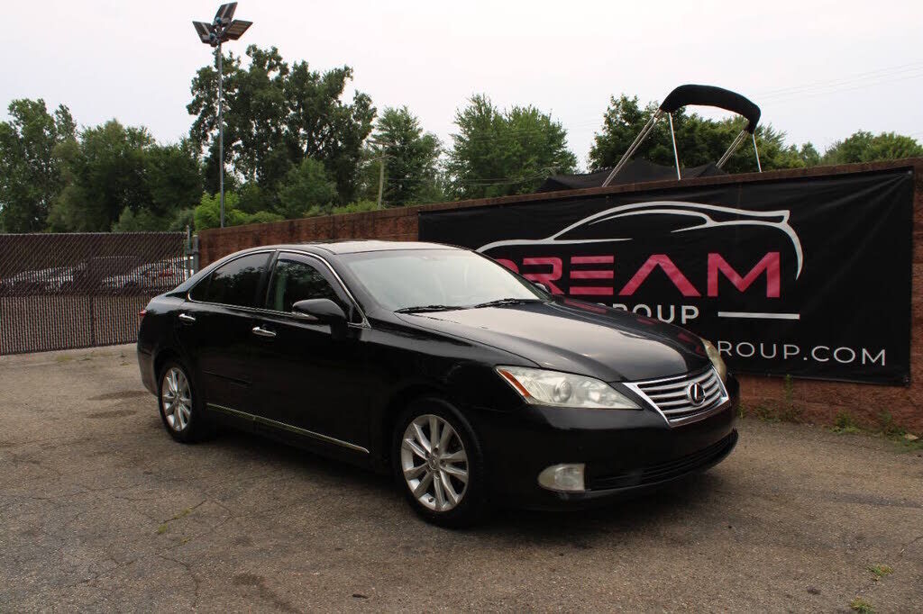 2011 LEXUS ES