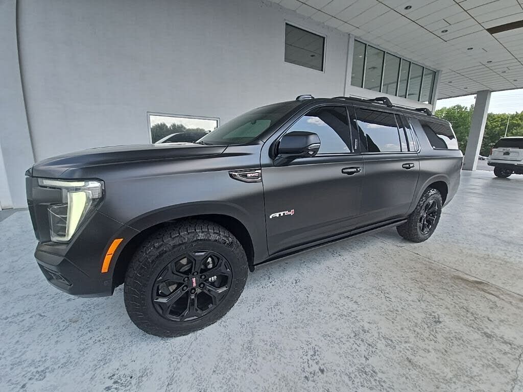 2025 GMC Yukon XL