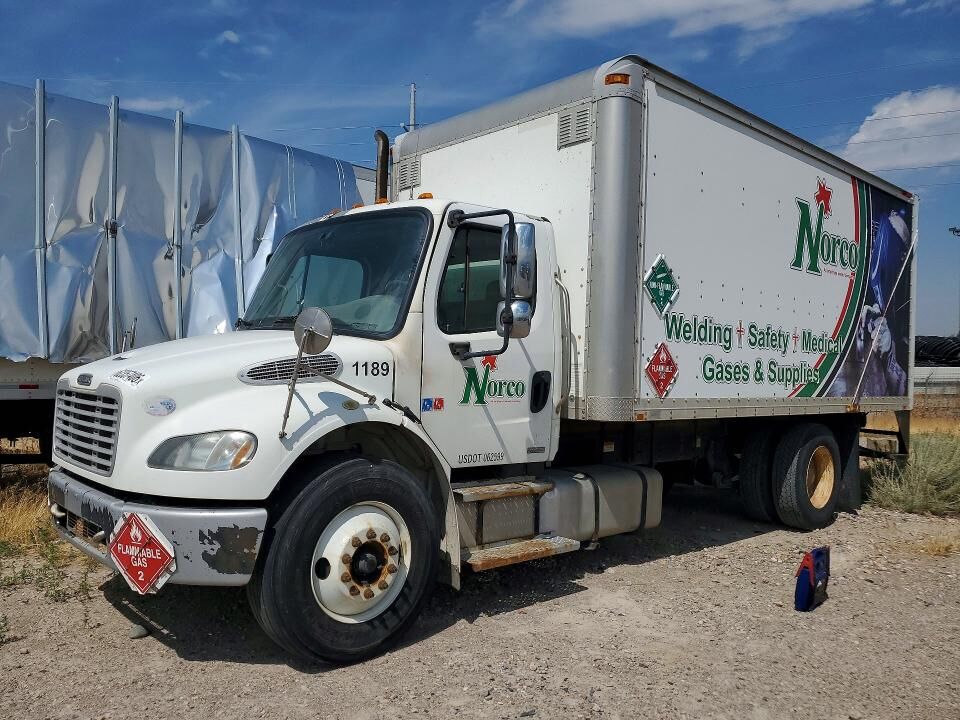2010 FREIGHTLINER M2