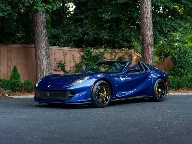 2022 FERRARI 812GTS