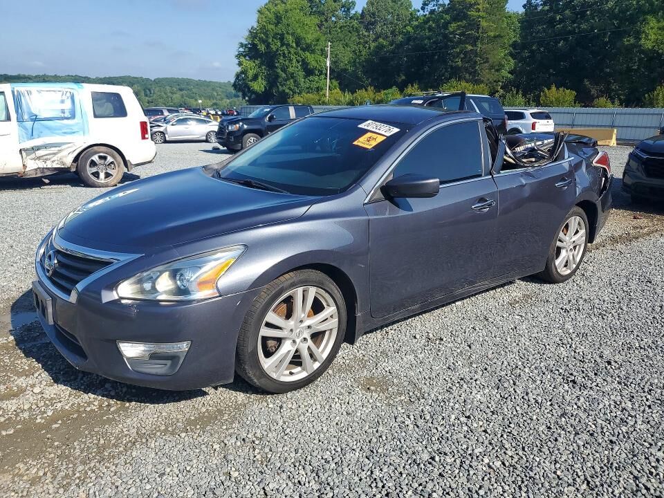 2013 NISSAN Altima