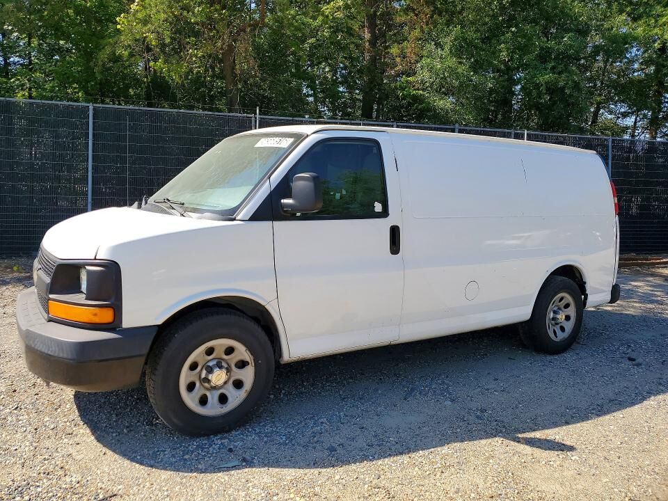 2013 CHEVROLET Express