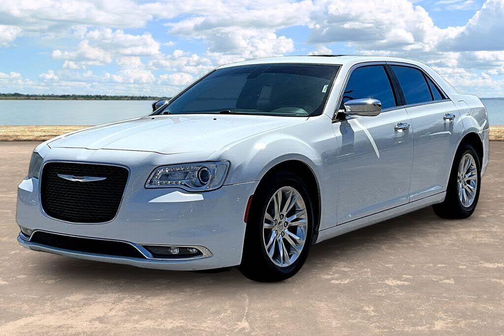 2016 CHRYSLER 300