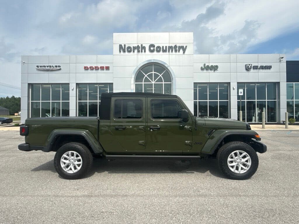 2023 JEEP Gladiator