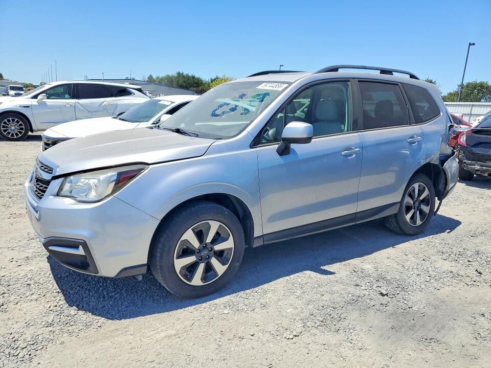 2018 SUBARU Forester