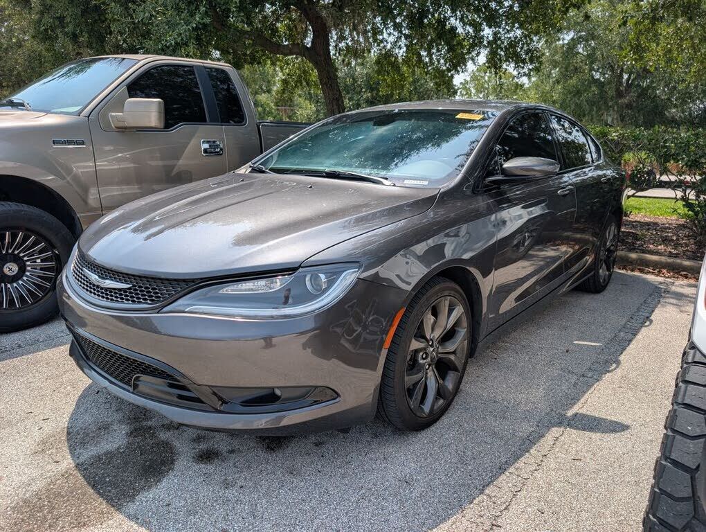 2016 CHRYSLER 200
