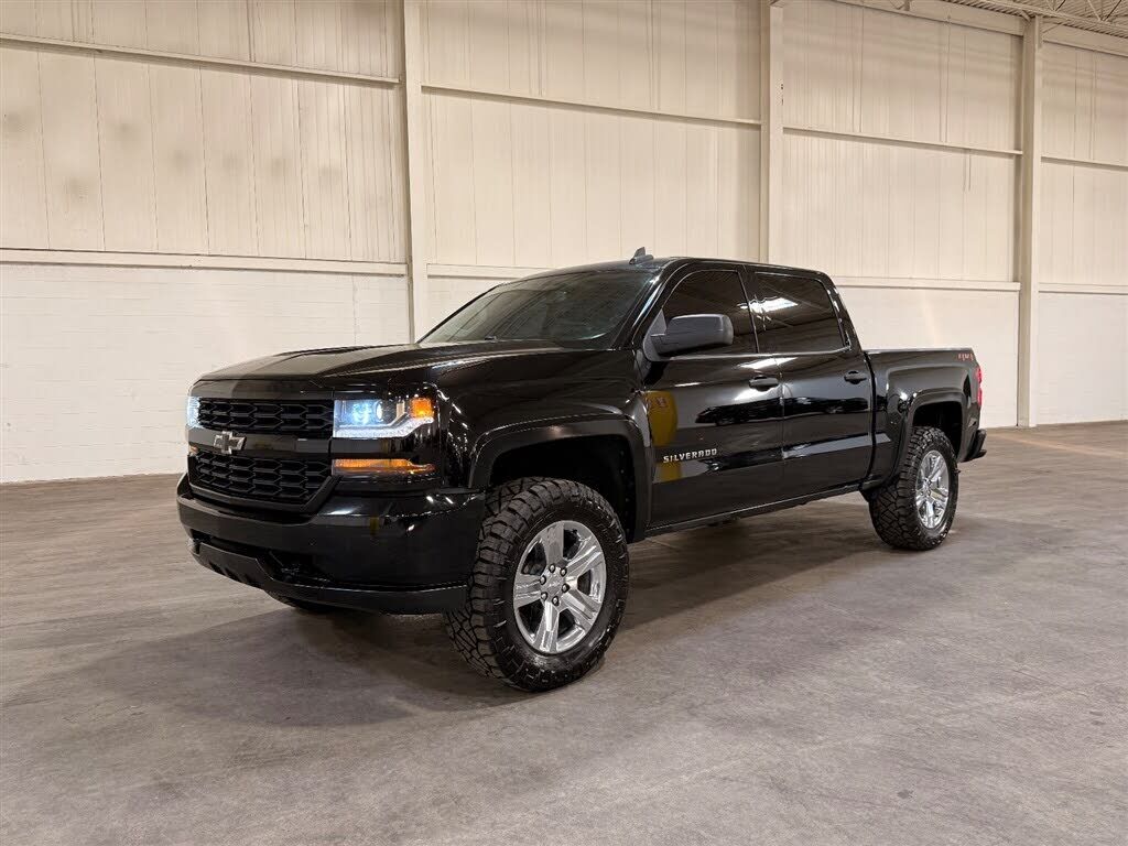 2018 CHEVROLET Silverado
