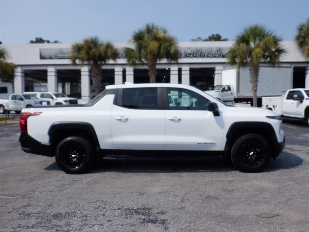 2024 CHEVROLET Silverado EV