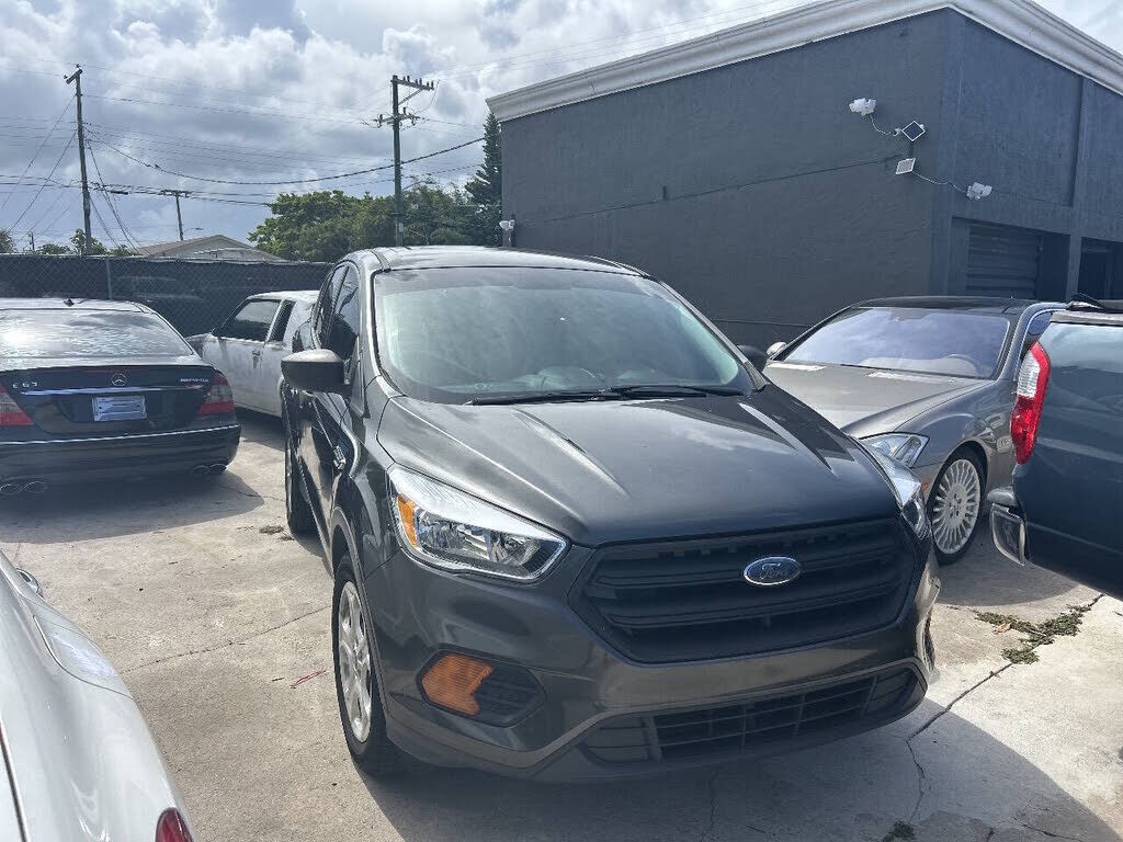 2017 FORD Escape