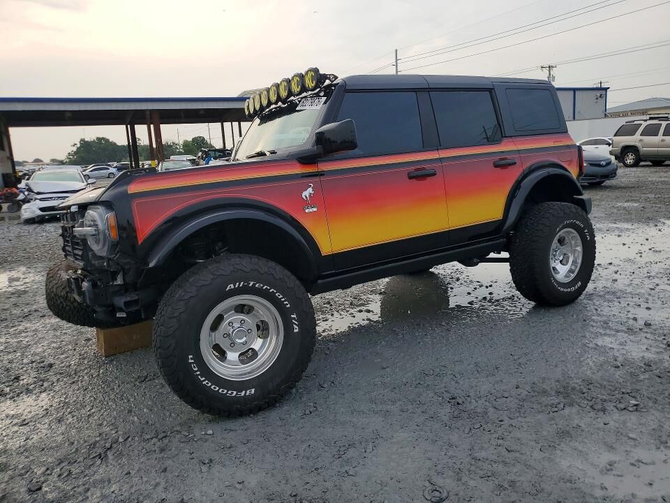 2024 FORD Bronco