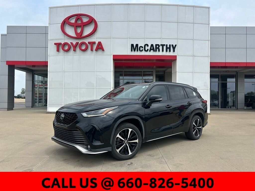 2021 TOYOTA Highlander