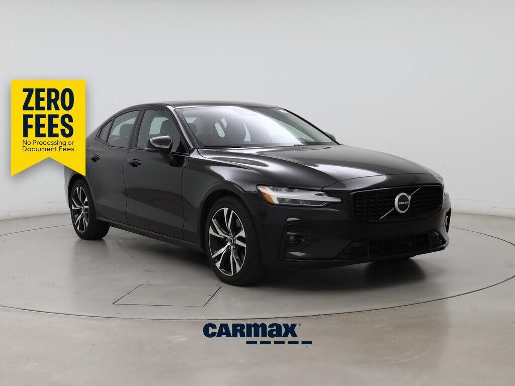 2024 VOLVO S60