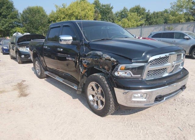 2012 DODGE Ram