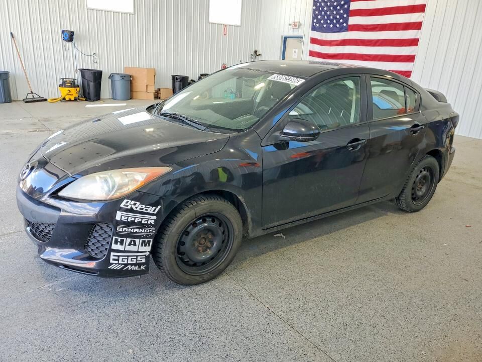 2013 MAZDA Mazda3