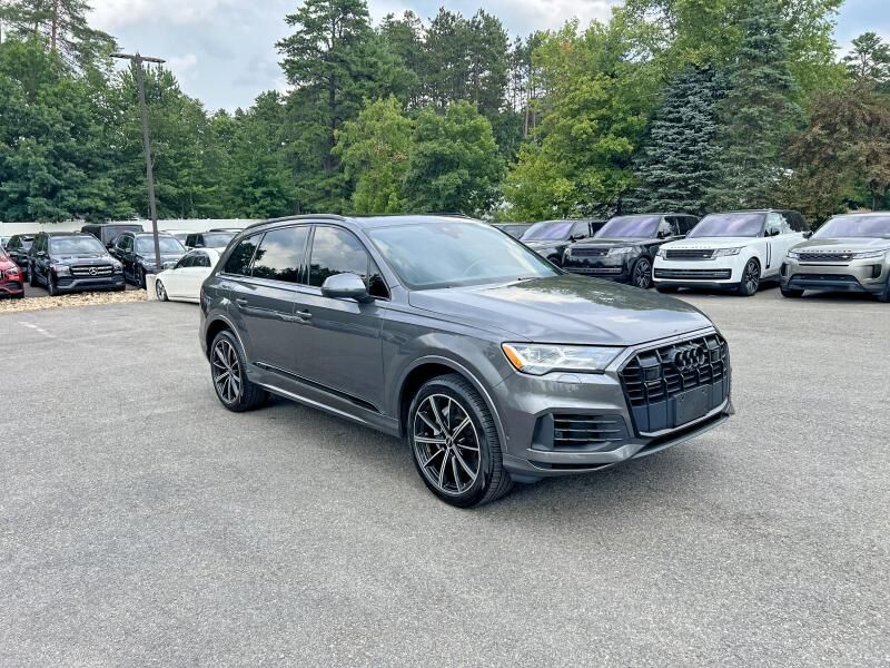 2021 AUDI Q7