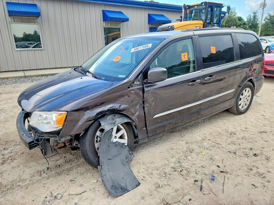 2016 CHRYSLER Town and Country