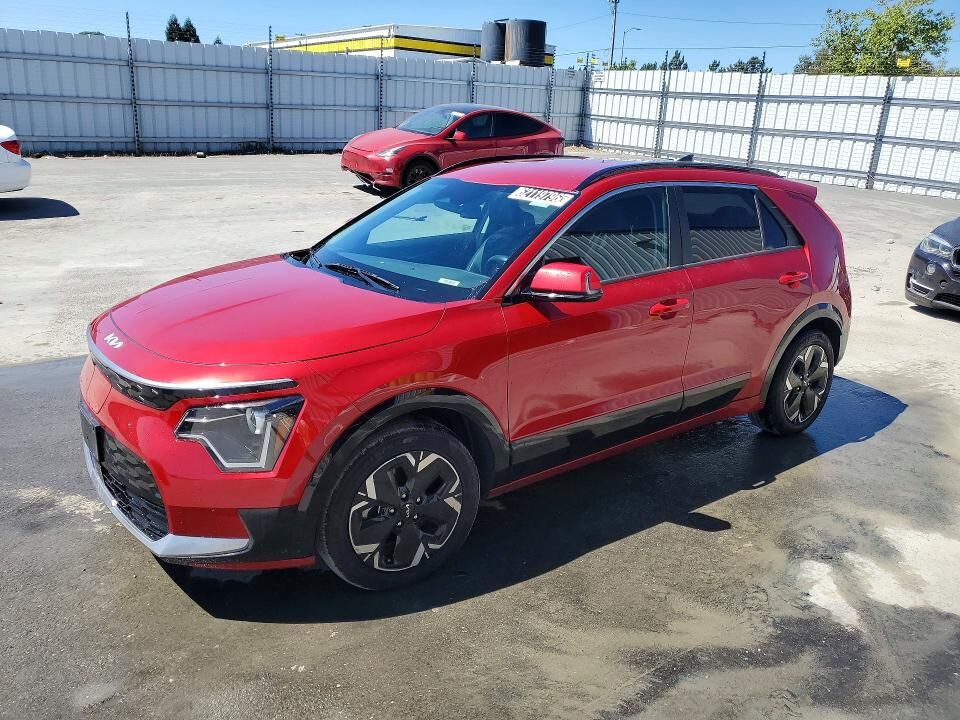 2023 KIA Niro