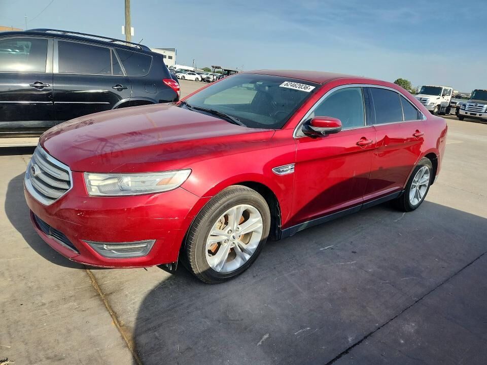 2013 FORD Taurus