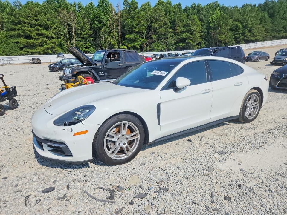 2018 PORSCHE Panamera
